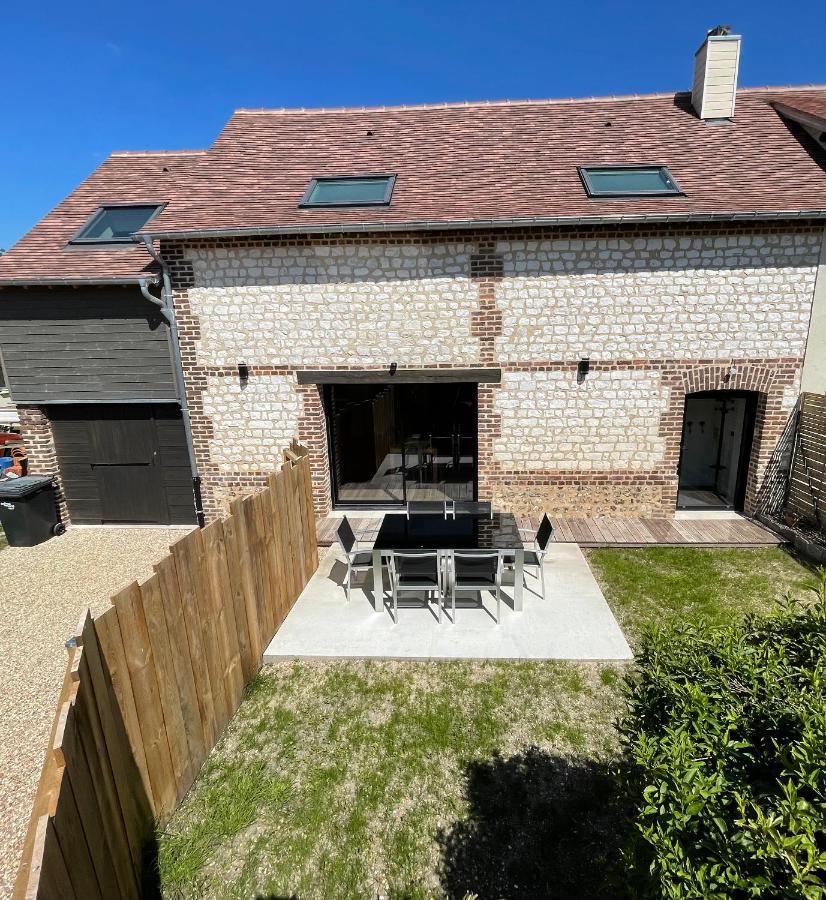 Holiday home Serenida Criquebeuf-sur-Seine